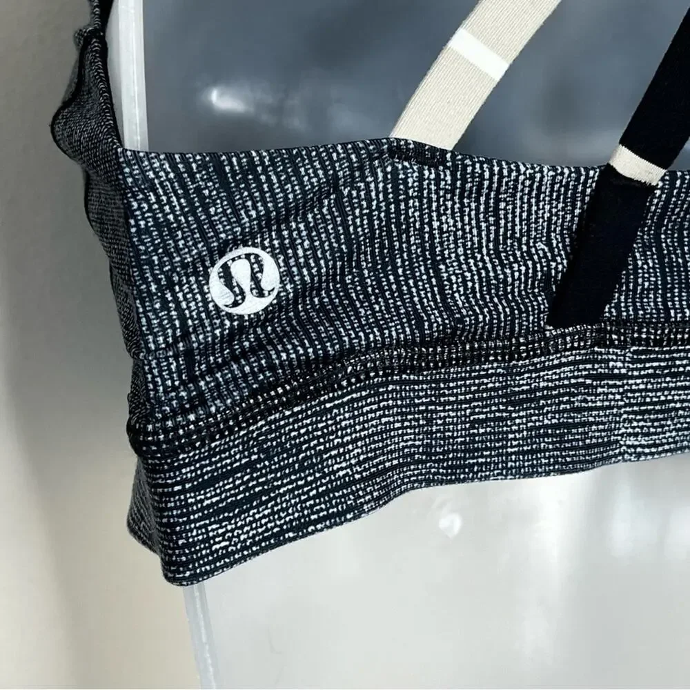 LULULEMON Energy Bra Black Dune Stripe Double Criss cross Straps size 6